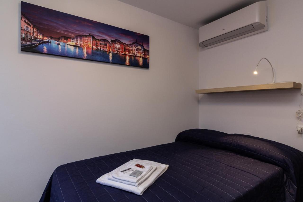 Veneziacentopercento Apartments & Rooms Εξωτερικό φωτογραφία