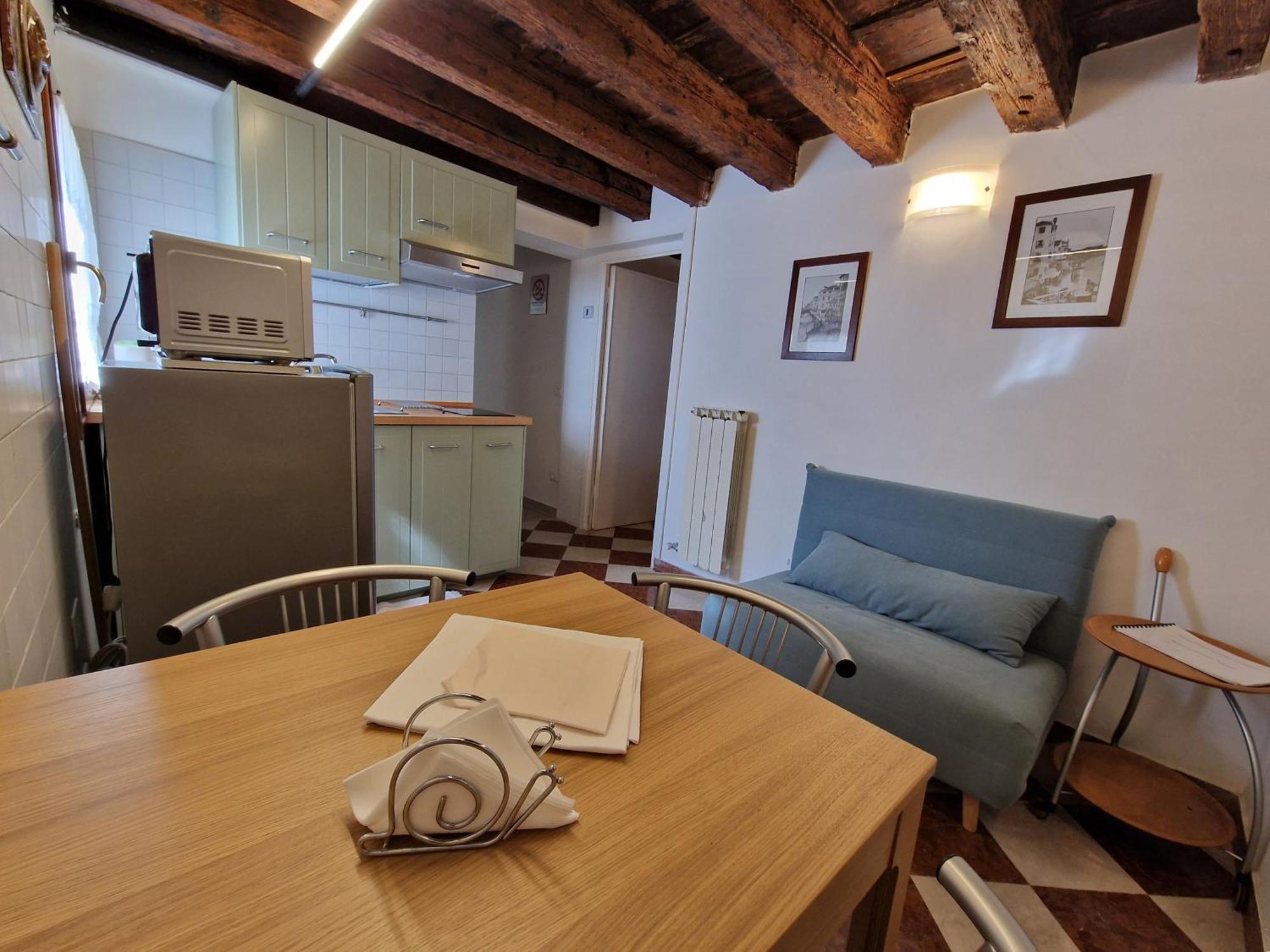 Veneziacentopercento Apartments & Rooms Εξωτερικό φωτογραφία